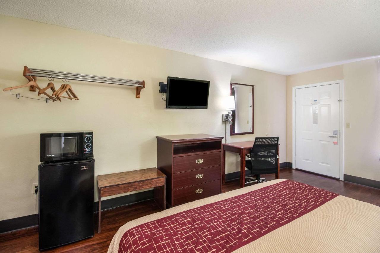 Rodeway Inn Bolivar Bagian luar foto